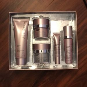 Mary Kay Timewise Repair Set